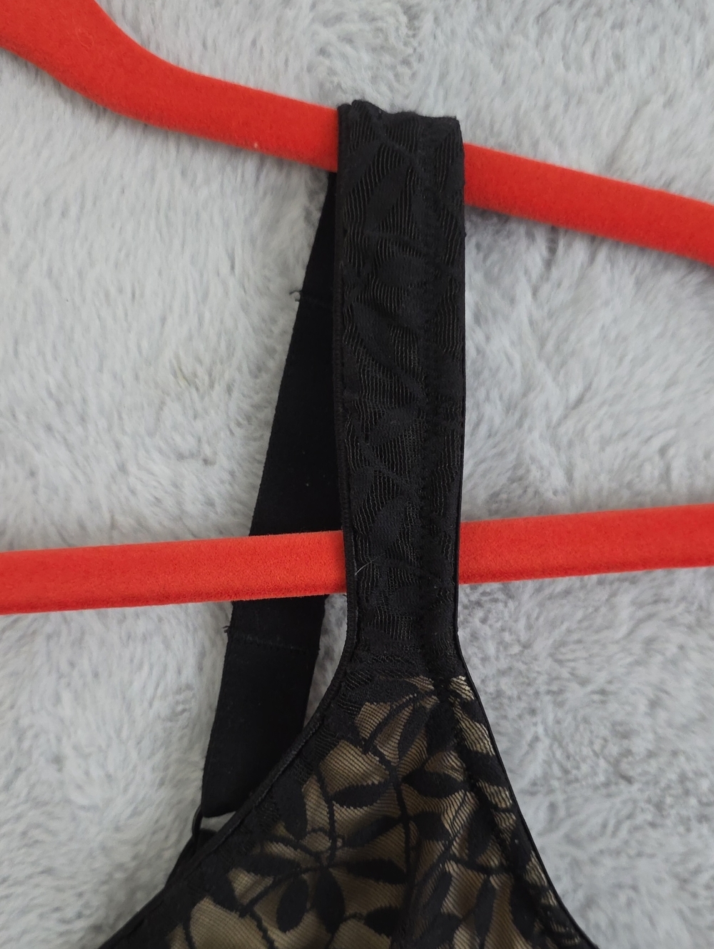 Olga 38DD Sheer Mesh Underwire Bra Black Nude Leaf Embroidered Full Coverage - Picture 4 of 11